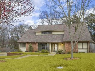 1828 E Northwood Ct, Longview, TX 75605