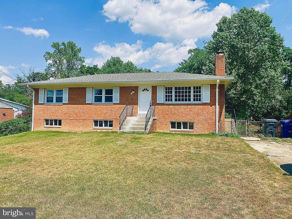 1st image of 5627 Maxine Ct