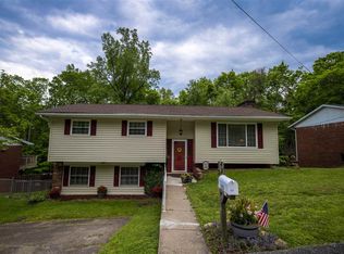 133 Valley View Dr, Huntington, WV 25704