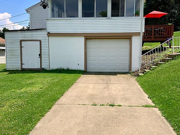 5th image of 471 Aspen Ln