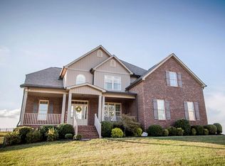 1521 Mountain Hill Ln, Knoxville, TN 37931