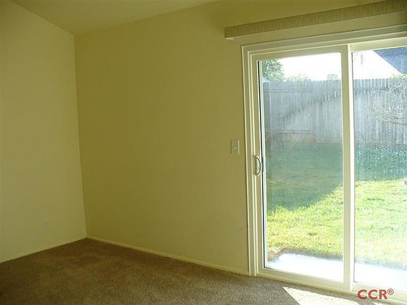 5th image of 1156 Village Dr