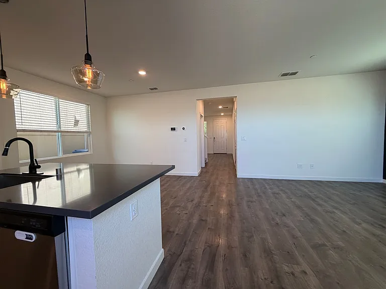 3917 Aristotle Cir — Photo 38
