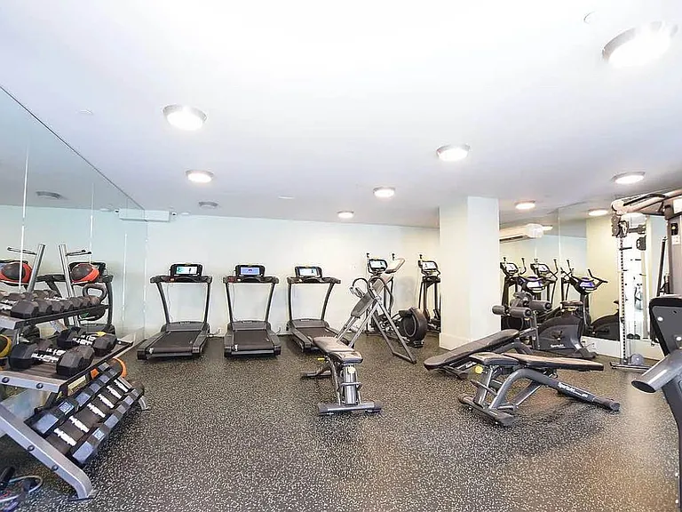 1348 Ocean Ave #6F — Photo 7