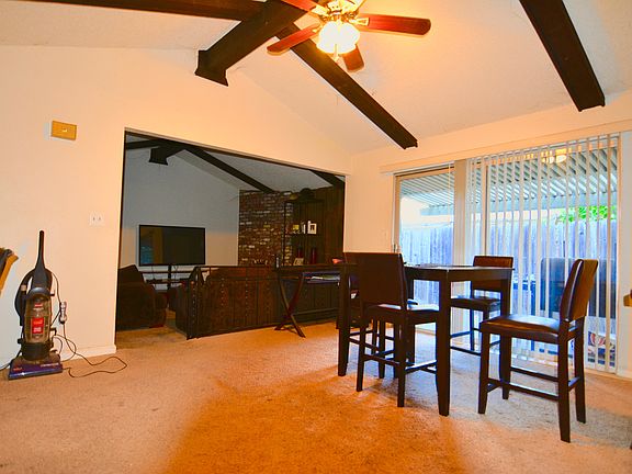4th image of 995 Johnfer Way