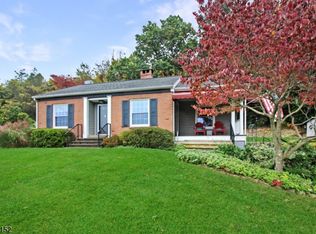 4 Marnel Rd, Phillipsburg, NJ 08865