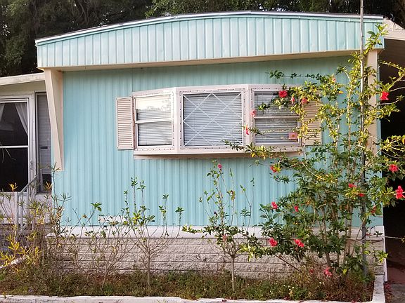 2nd image of 843 Walker Dr