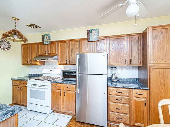 5th image of 8245 W Belmont Ave #2A
