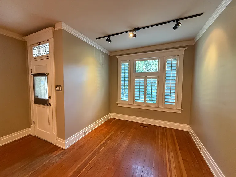 755 E Linden Ave — Photo 9