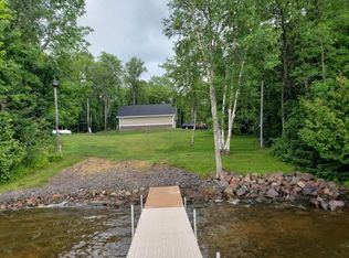14027 E Shore Rd, Bergland, MI 49910