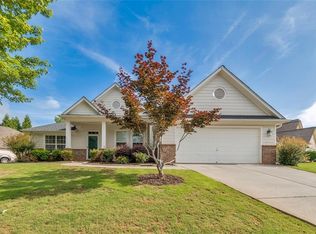 124 Cedar Mill Dr, Dallas, GA 30132