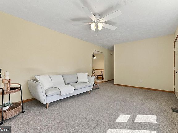 5th image of 14289 Reva Rd