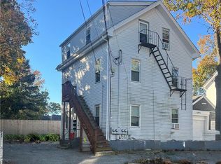 19 Wood St, Pawtucket, RI 02860