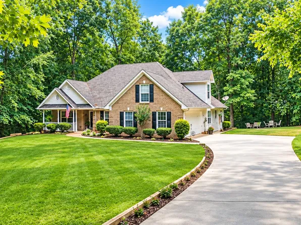 155 Rose Walk Dr, Covington, GA 30016