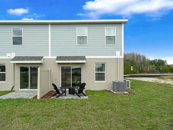 3326 Thicket St, Tavares, FL 32778