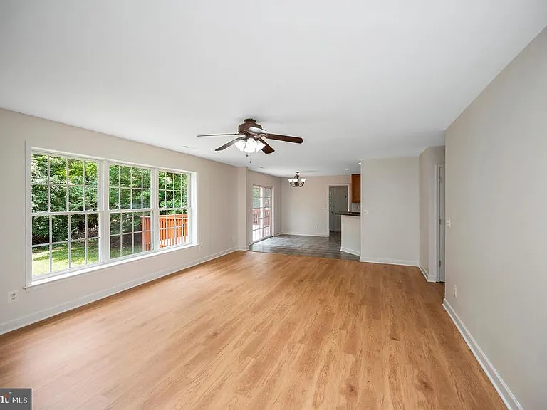 110 Parliament St — Photo 6