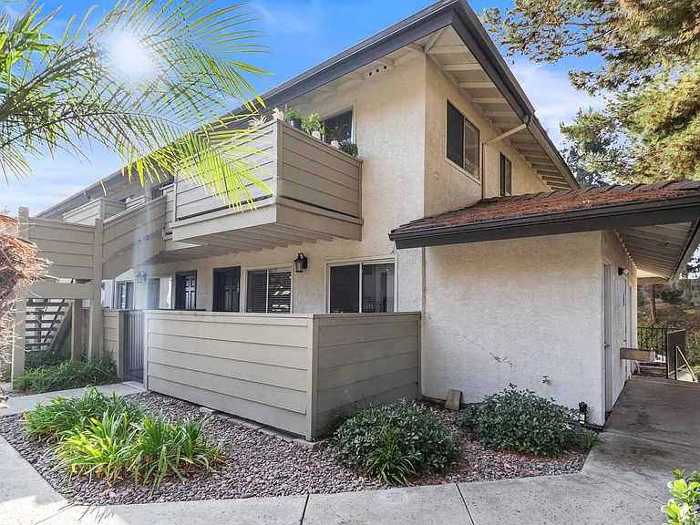 Bonita Heights Apartments — Photo 18