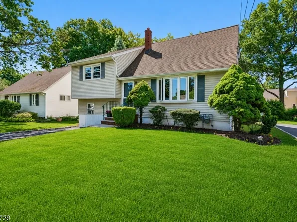 10 Whitman St, Bloomfield Twp., NJ 07003
