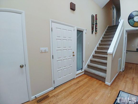 2nd image of 119 Blackcherry Ln