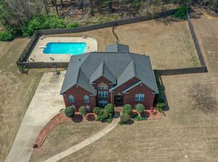 101 River Birch Rd, Chelsea, AL 35043