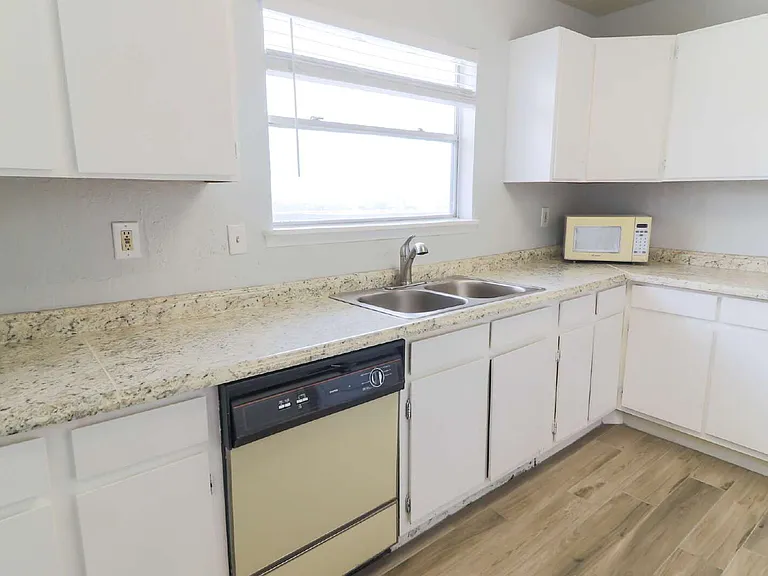 4800 N Stanton St #183 — Photo 5