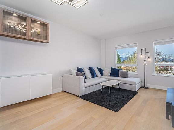 5th image of 22226 Brown Ave #303