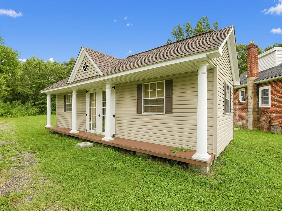 6370 Raymond Augustus Pl