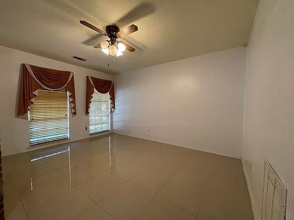 5th image of 7106 Pella Dr
