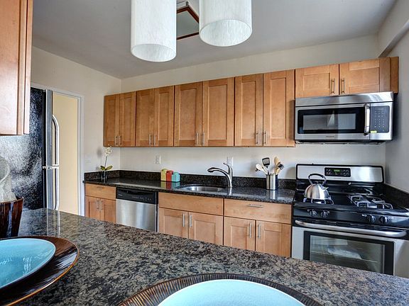 3rd image of 15 W 139th St APT 3M