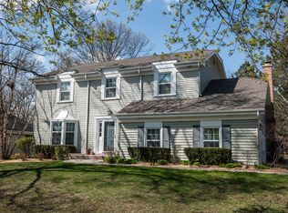 3900 Radcliffe Dr, Northbrook, IL 60062