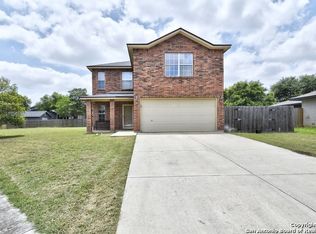 8807 Shadow Wood Ln, Converse, TX 78109