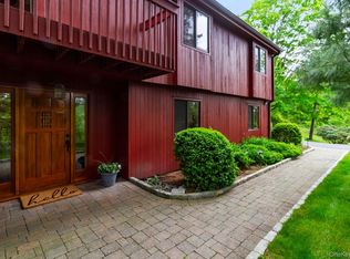 12 Ilana Ct, Armonk, NY 10504