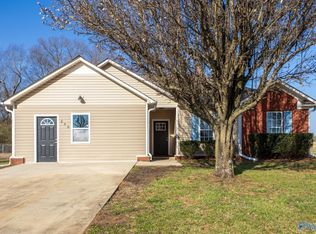 250 Falcon Ridge Dr, Huntsville, AL 35811