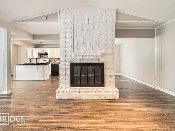 3rd image of 4513 Hartford Dr