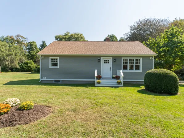 674 Pendleton Hill Road, North Stonington, CT 06359