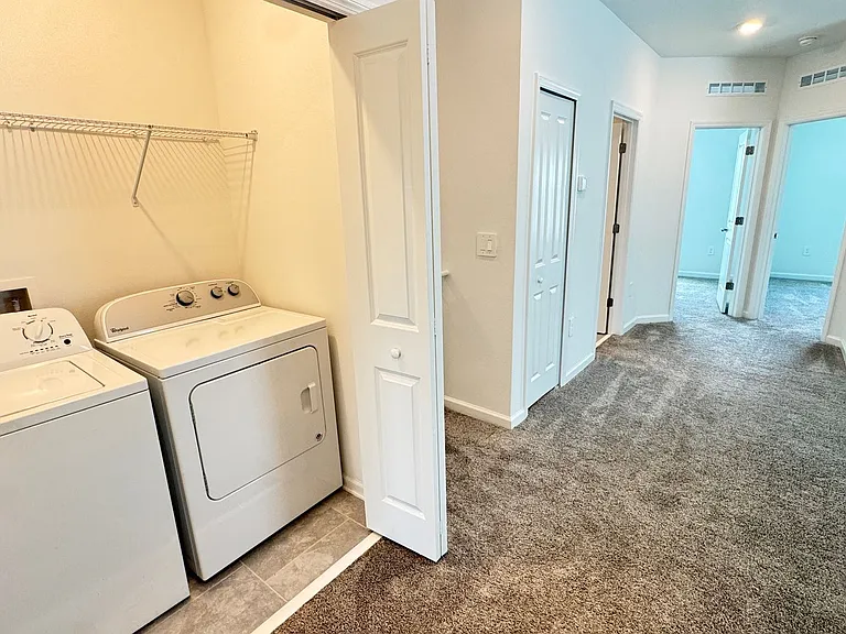 3141 Laurent Loop — Photo 35