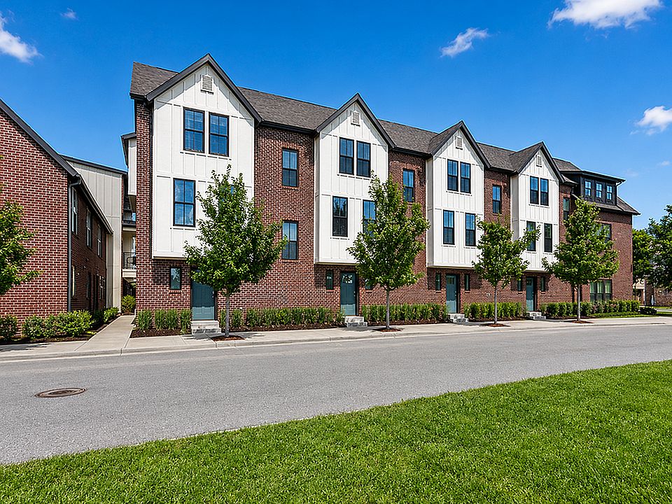 1st image of 301 SW 6th St #601-2