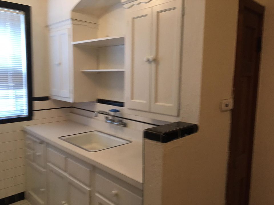 2nd image of 6312 Bancroft Ave #1E