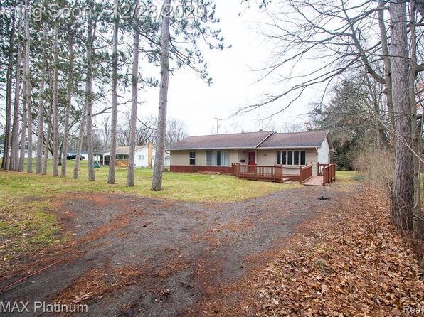 9169 Maltby Rd Brighton Mi 48116 Zillow