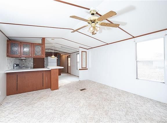 3rd image of 440 Gray Dove Ln