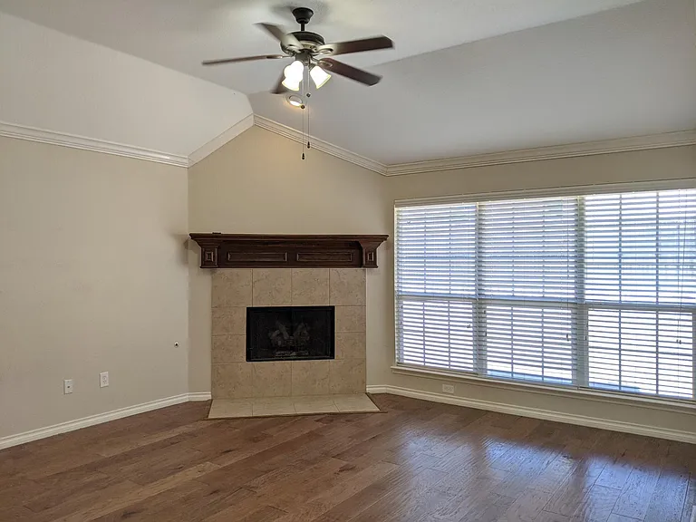 8620 Boulder River Trl — Photo 7