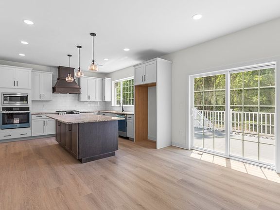 Breckenridge Grande Kitchen and Nook