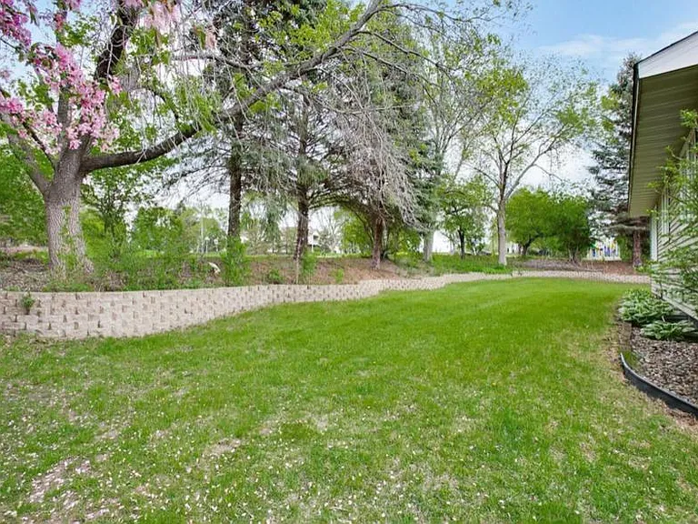 5410 Hyland Greens Dr — Photo 14