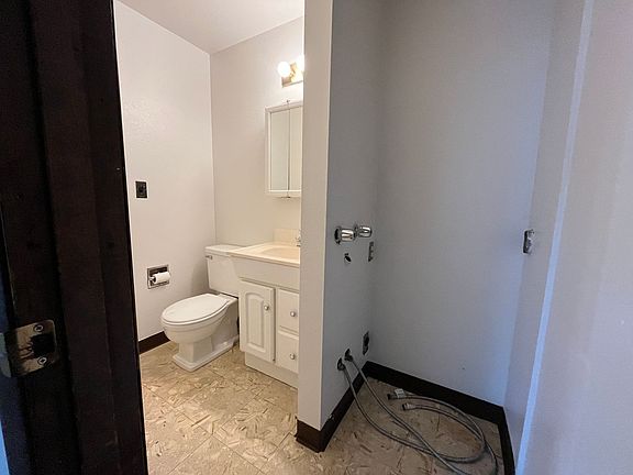 5th image of 16820 SW Gleneagle Dr Unit 27D
