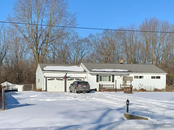 4105 E Stanley Rd, Mount Morris, MI 48458