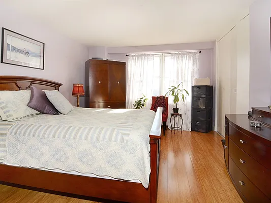 Sold by Robert E. Hill  | media 7