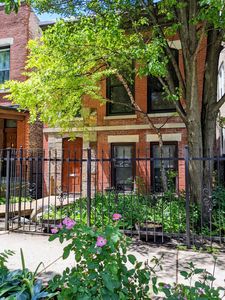 1034 S Oakley Blvd, Chicago, IL, 60612