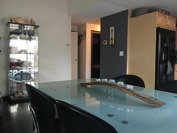 View from Great Rooms table toward the hall leading to bedro