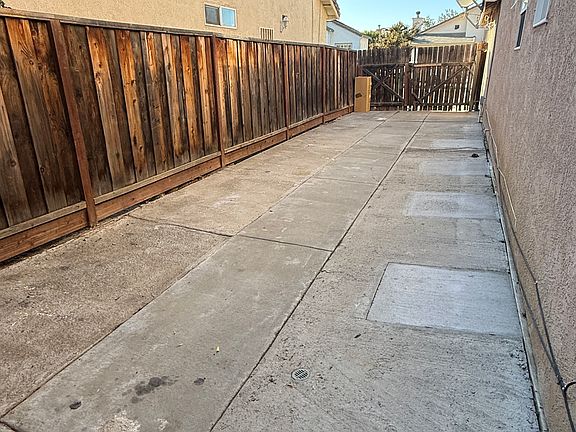 4th image of 2266 Isabel Virginia Dr