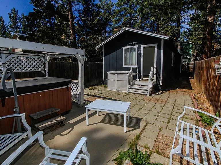 595 Vista Ave — Photo 15
